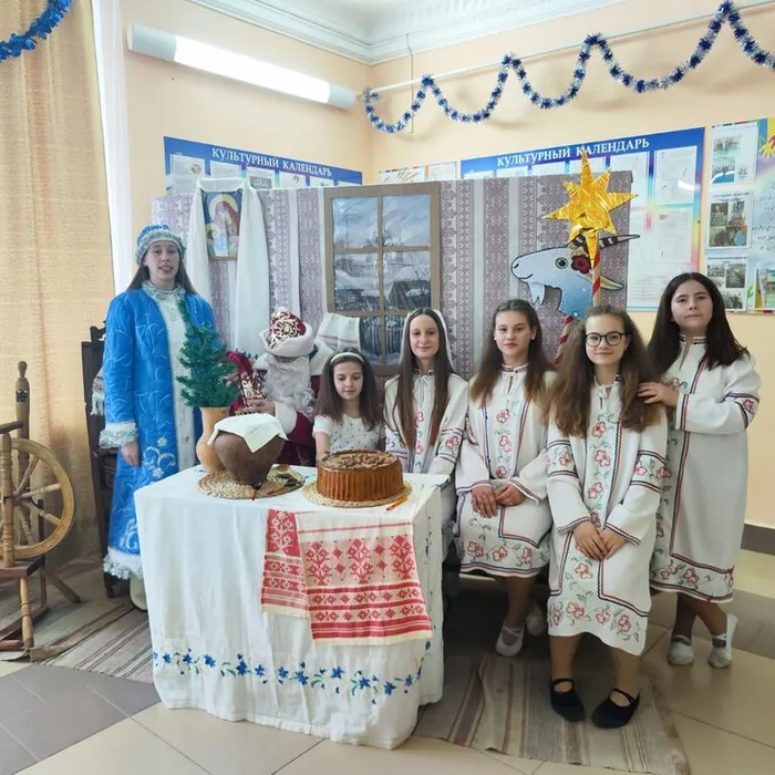 В ГОСТИ К НАМ НА РОЖДЕСТВО