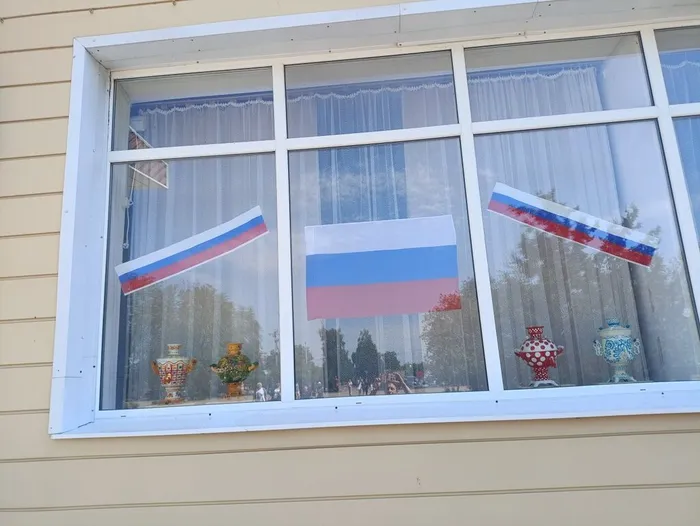 xlkYZJK7__