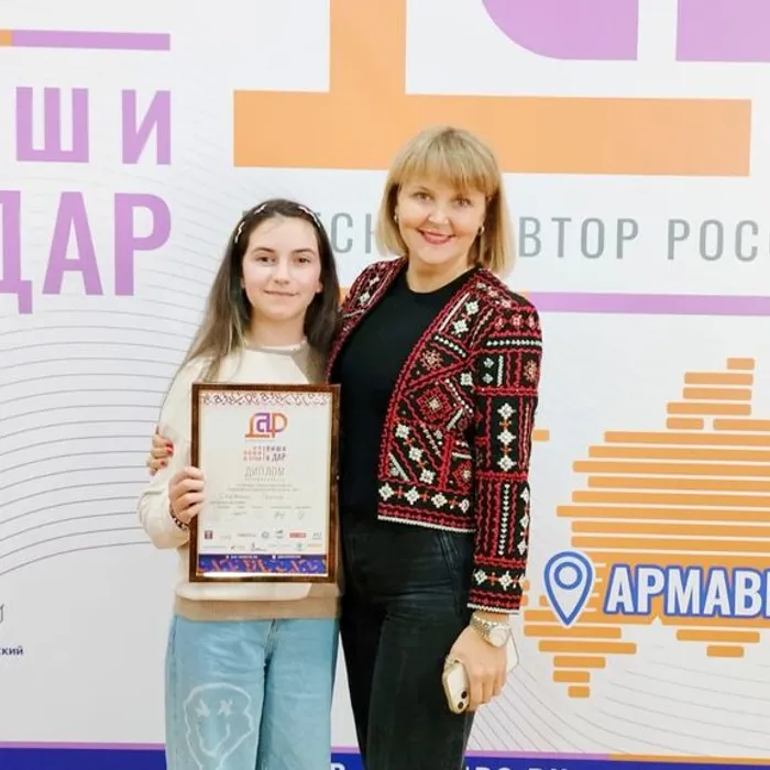 Стефани Голик представила Новокубанский район на отборочном туре конкурса детской песни «ДАР»